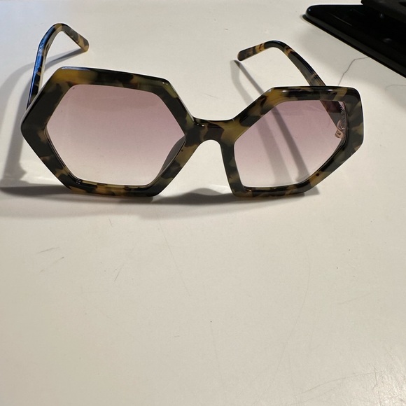 Marc Jacobs Hexagonal Tortoise Sunglasses main image 4